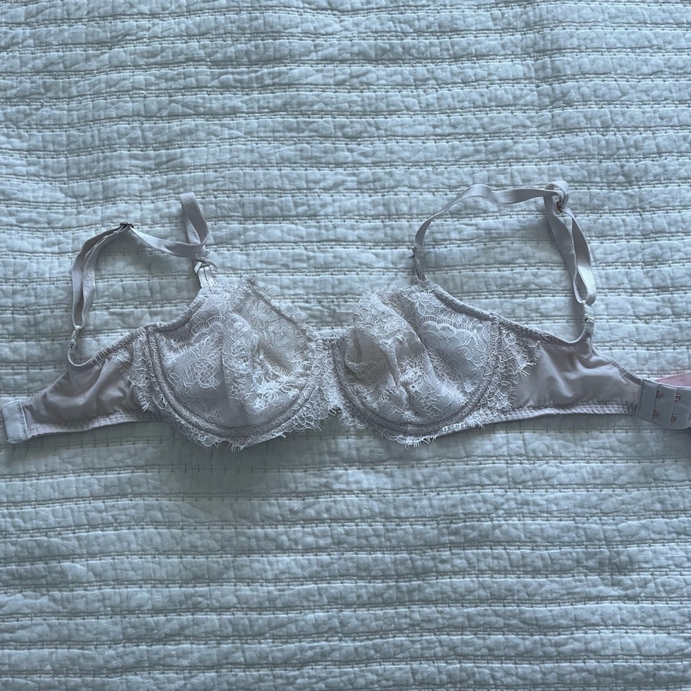 White Lace Victoria Secret Bra